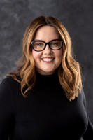 Headshot Minis 2023 - Jen C