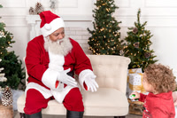 Santa Studio Minis 2022 - The Mills Family