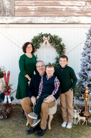 Winter Minis 2025 - The Hilgart Family